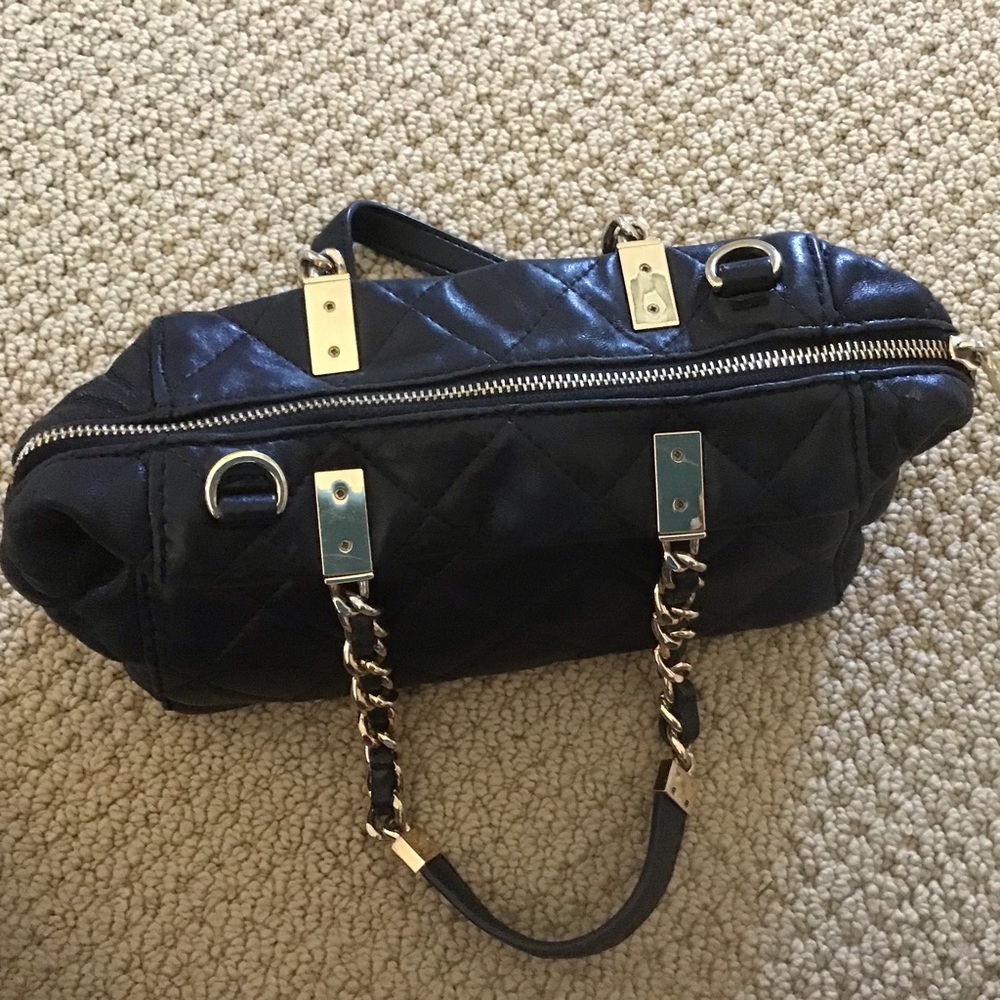 🌹SOLD🌹Michael Kors Black Purse - Picture 3 of 6